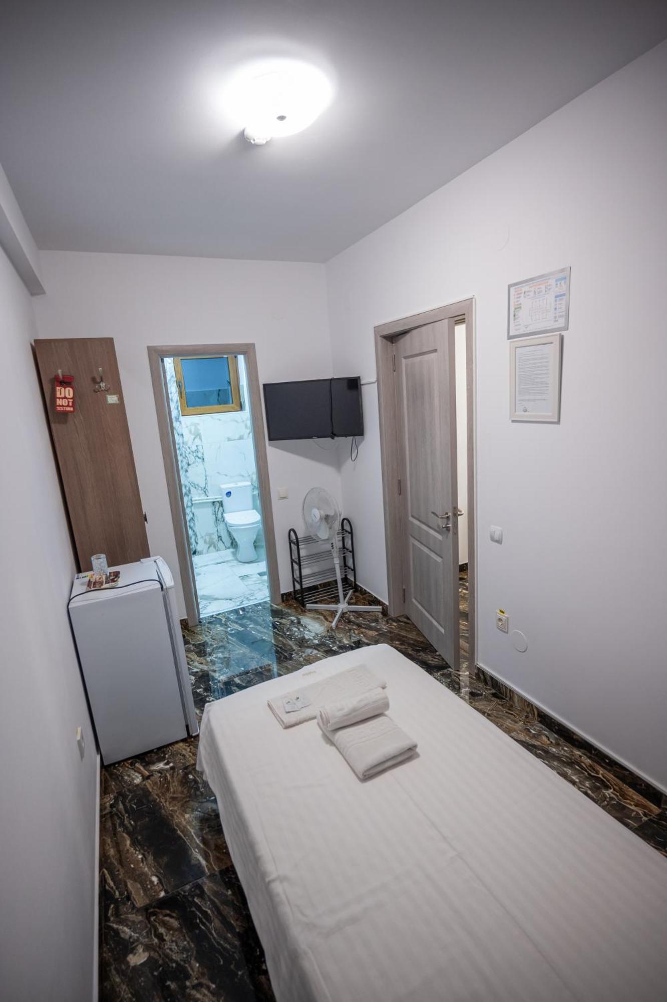 Hotel Damar Costinesti Buitenkant foto