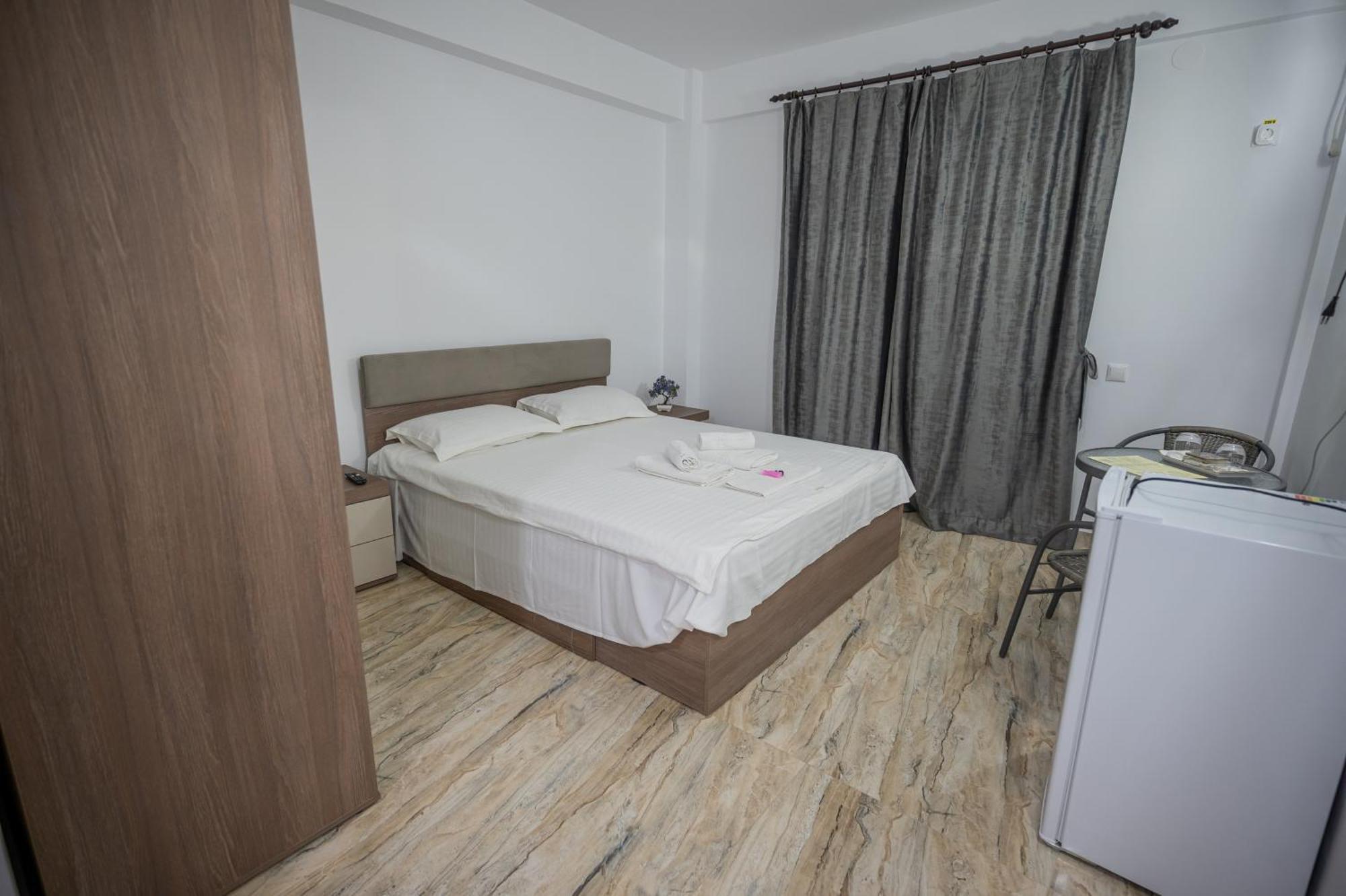 Hotel Damar Costinesti Buitenkant foto