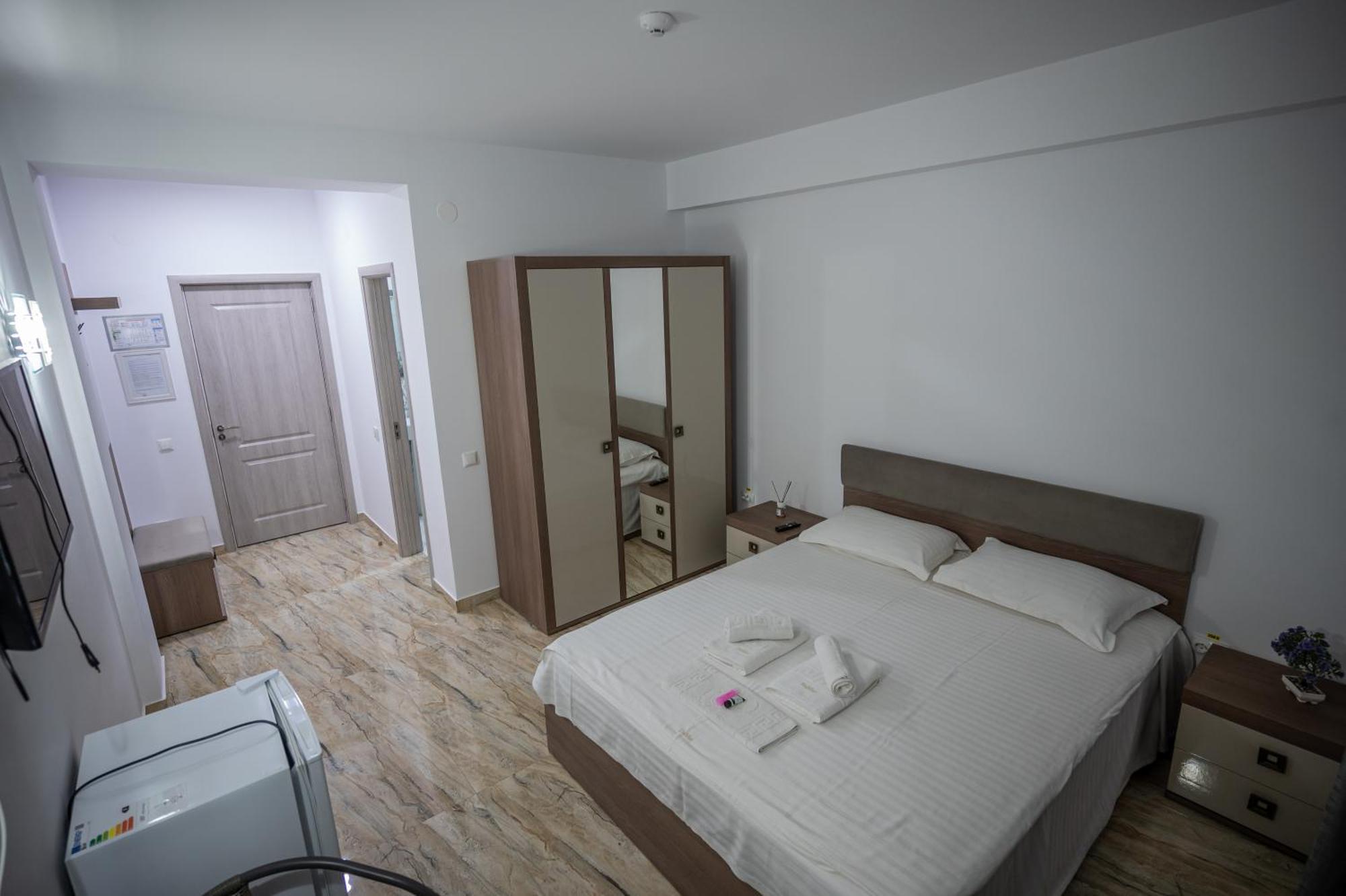 Hotel Damar Costinesti Buitenkant foto