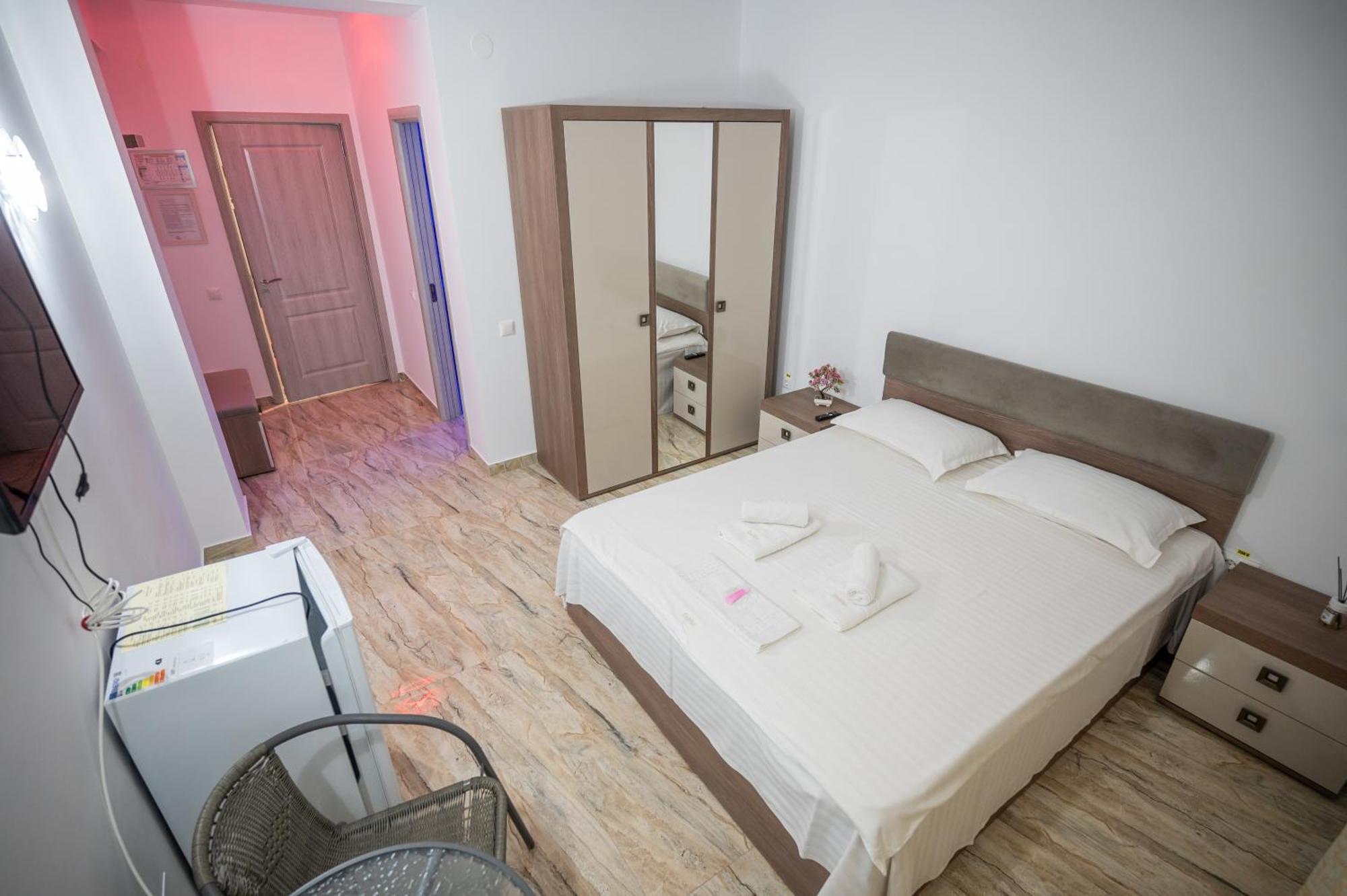 Hotel Damar Costinesti Buitenkant foto