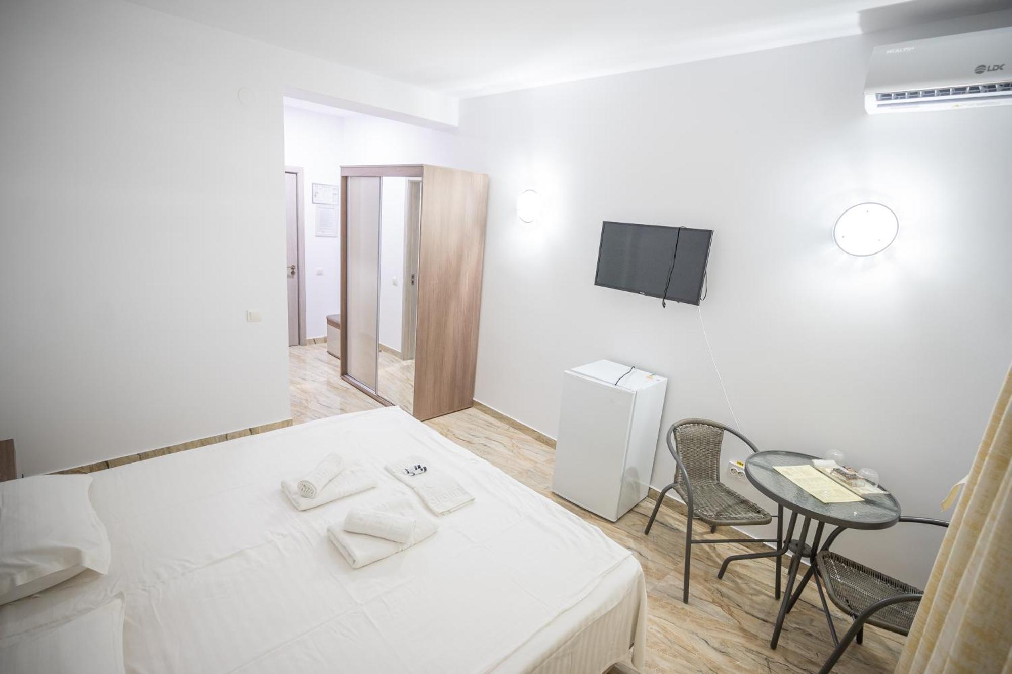 Hotel Damar Costinesti Buitenkant foto