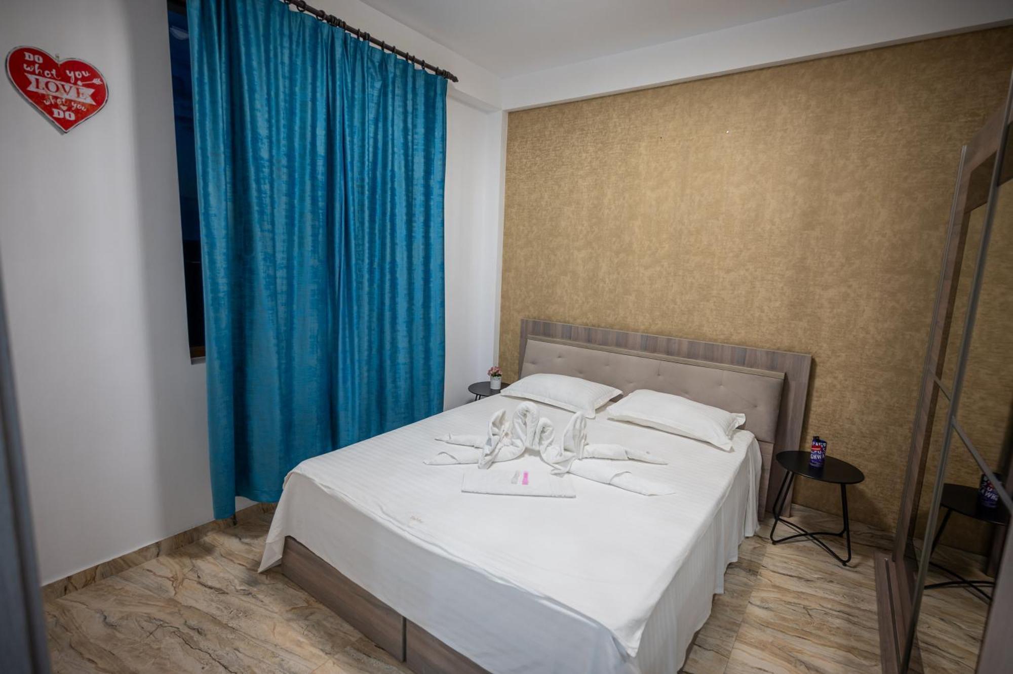 Hotel Damar Costinesti Buitenkant foto