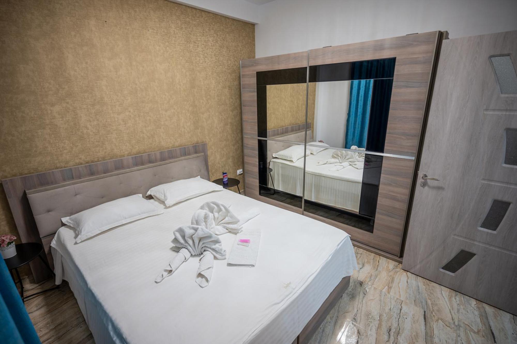 Hotel Damar Costinesti Buitenkant foto